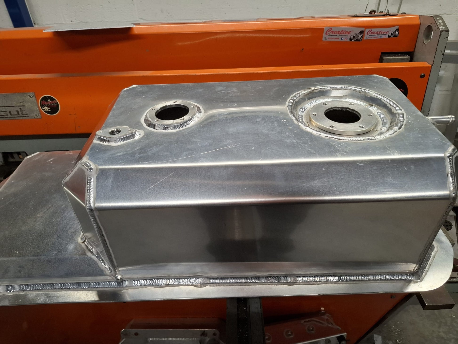 Aluminium Fuel Tank for Land Rover Defender 90 – 2.5 NA, 2.5 Turbo Diesel, 200TDI & 300TDI - Icon Components